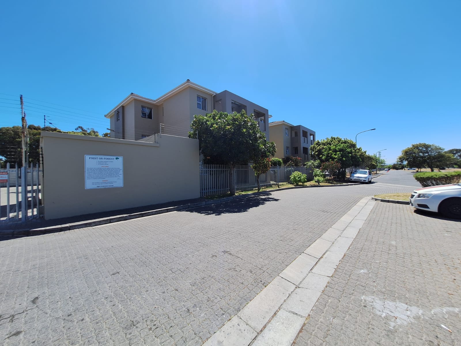 2 Bedroom Property for Sale in Thornton Western Cape